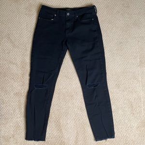 Banana Republic Black Ripped Skinny Jeans (28)